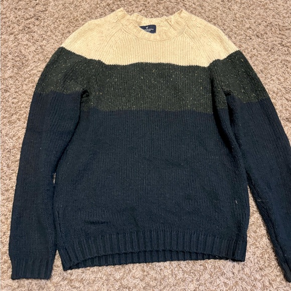 Men’s American Eagle Sweater - Medium - Picture 3 of 3